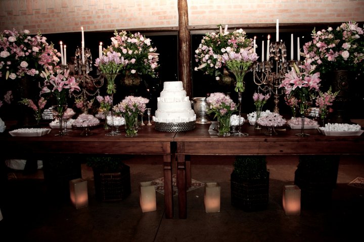 casamento rústico chique decoração da mesa do bolo